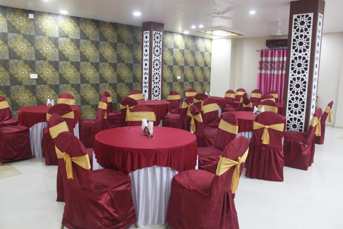 Hotel Golden Tulip Purnia Ngoại thất bức ảnh